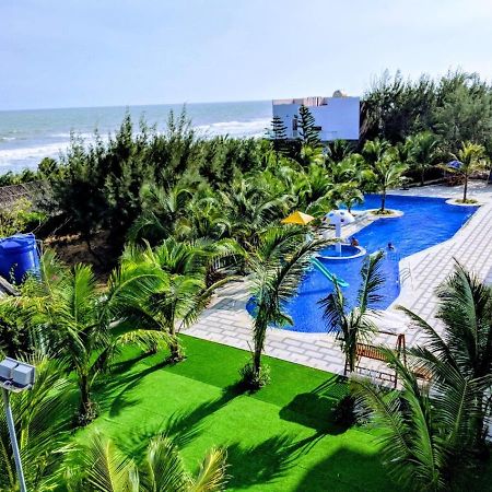Oceanward Hotel & Resort Long Hai Exterior photo