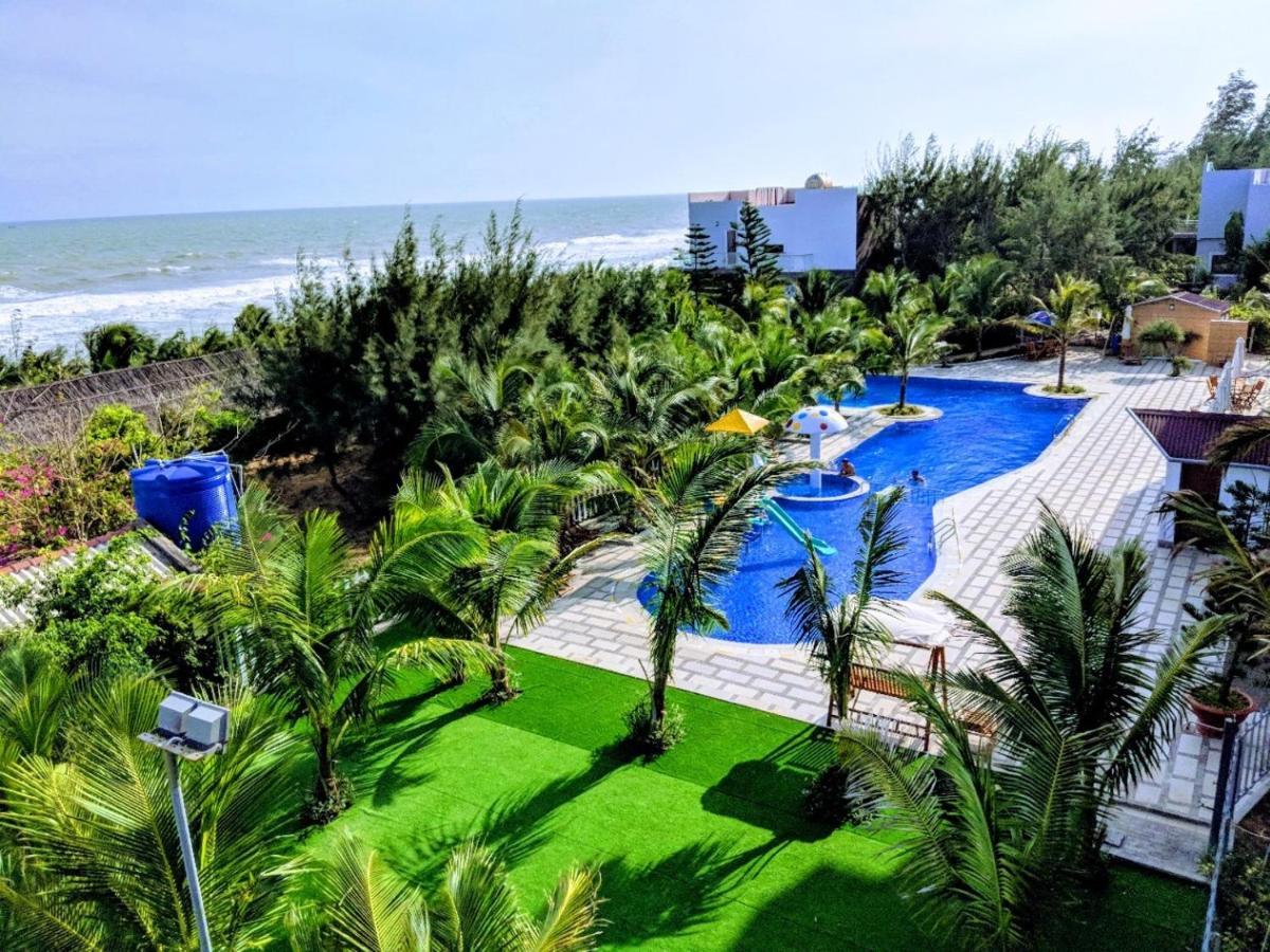 Oceanward Hotel & Resort Long Hai Exterior photo
